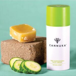 C BD Harmonizing Intense Moisture Face Cream with Manuka Honey